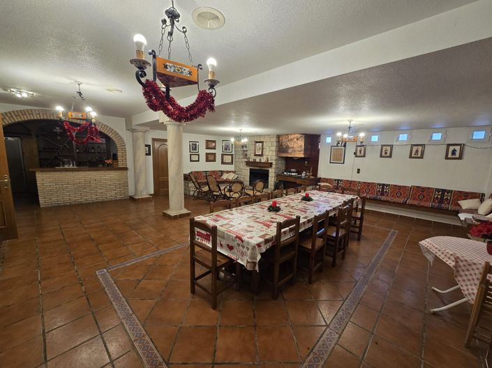 Image No.32-6 Bed Villa for sale