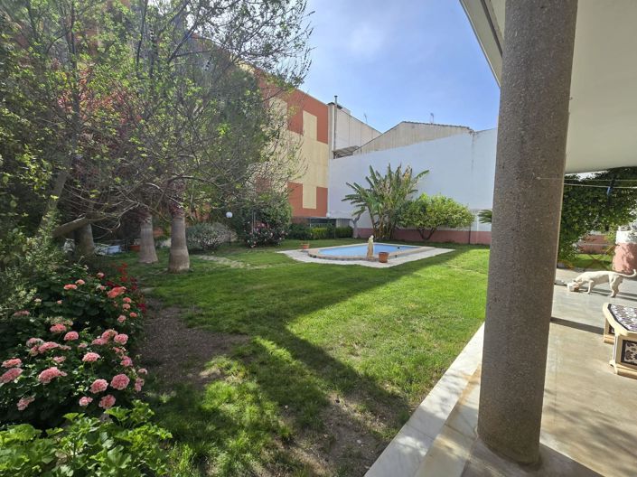 Image No.37-6 Bed Villa for sale