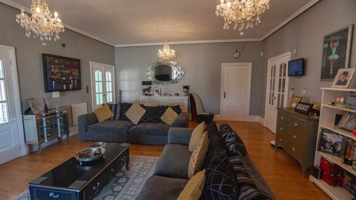 Image No.22-6 Bed Villa for sale