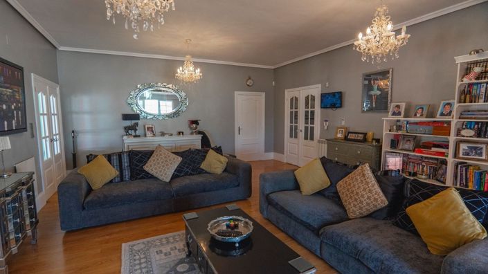 Image No.26-6 Bed Villa for sale