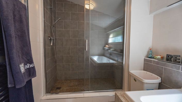 Image No.36-6 Bed Villa for sale