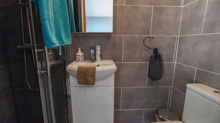 Image No.40-6 Bed Villa for sale