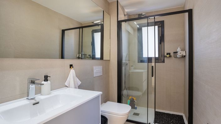 Image No.20-4 Bed Villa for sale