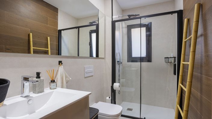 Image No.24-4 Bed Villa for sale