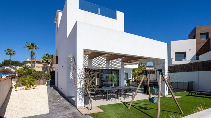 Image No.25-4 Bed Villa for sale