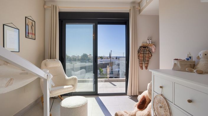 Image No.30-4 Bed Villa for sale