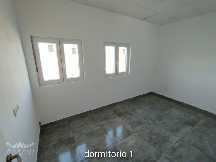 Image No.22-Villa de 4 chambres à vendre à Pinoso