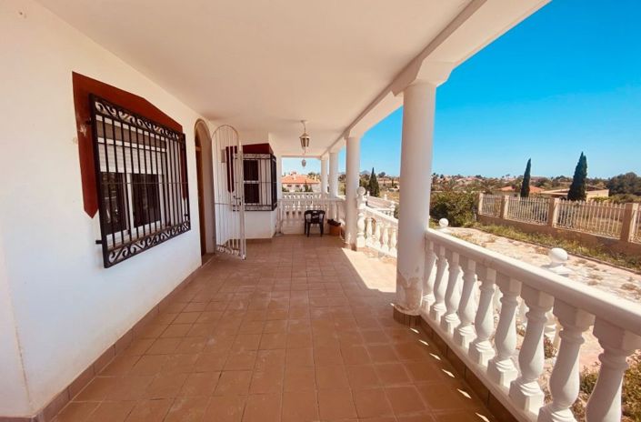 Image No.27-3 Bed Villa for sale