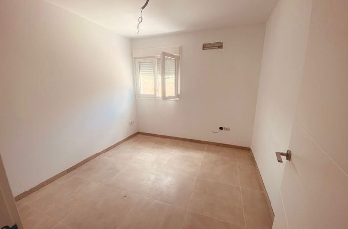Image No.17-3 Bed Villa for sale
