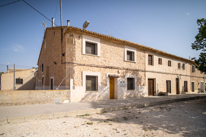 Image No.2-Maison de ville de 5 chambres à vendre à Pinoso