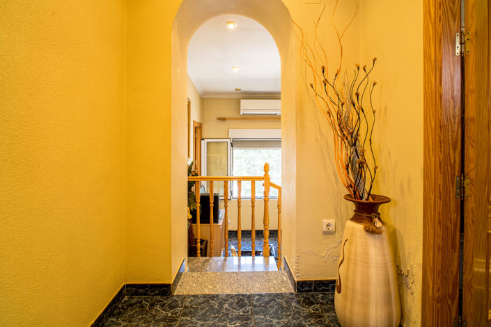 Image No.34-5 Bed Townhouse for sale