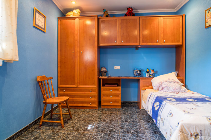 Image No.37-5 Bed Townhouse for sale
