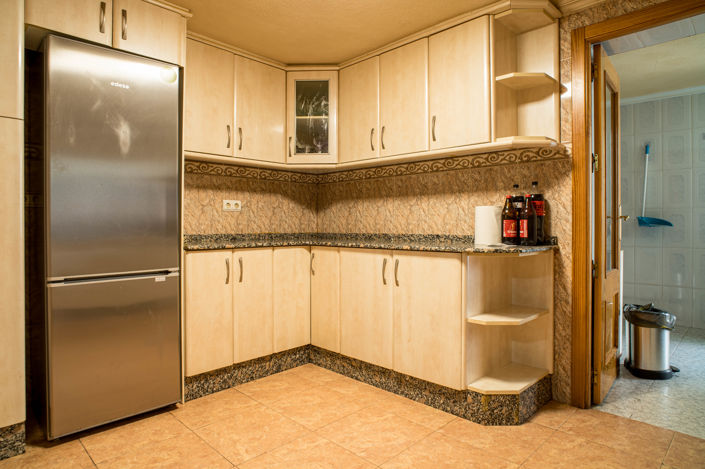 Image No.8-5 Bed Townhouse for sale