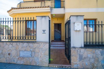 1772552493912-fox-r16720-20casa20dalias2007