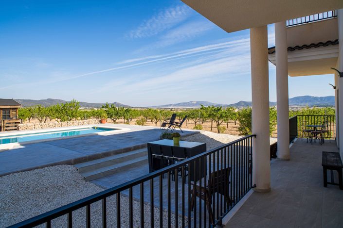Image No.18-3 Bed Villa for sale