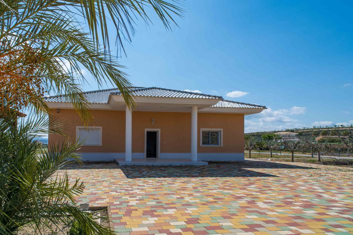 Image No.3-Villa de 4 chambres à vendre à Pinoso