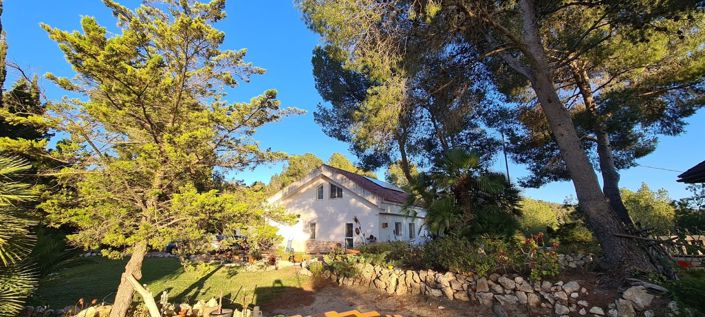 Image No.50-6 Bed Country House for sale