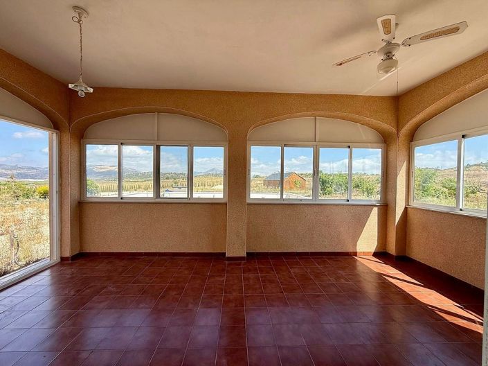 Image No.15-3 Bed Villa for sale