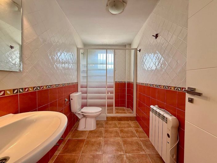Image No.24-3 Bed Villa for sale