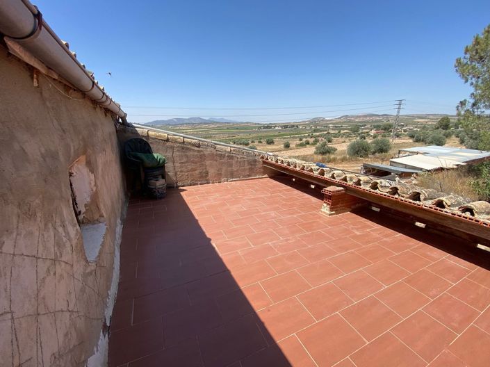Image No.32-2 Bed Country House for sale