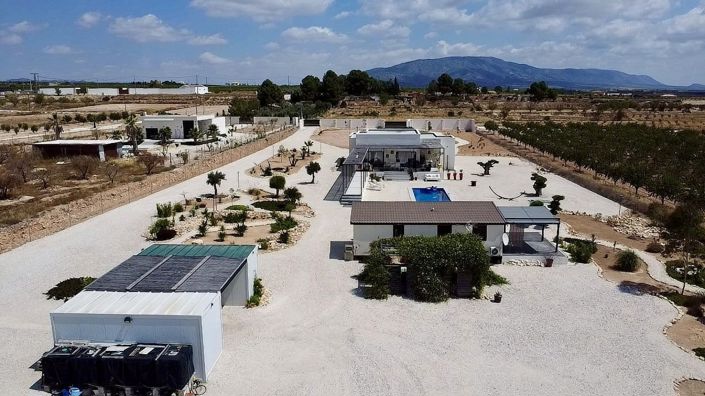Image No.3-5 Bed Villa for sale