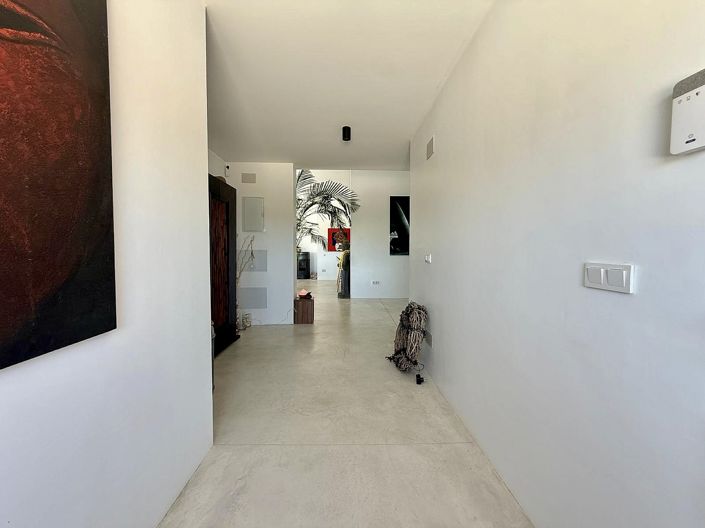 Image No.33-5 Bed Villa for sale