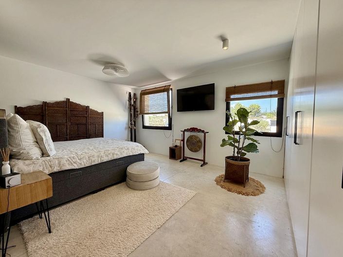 Image No.43-5 Bed Villa for sale