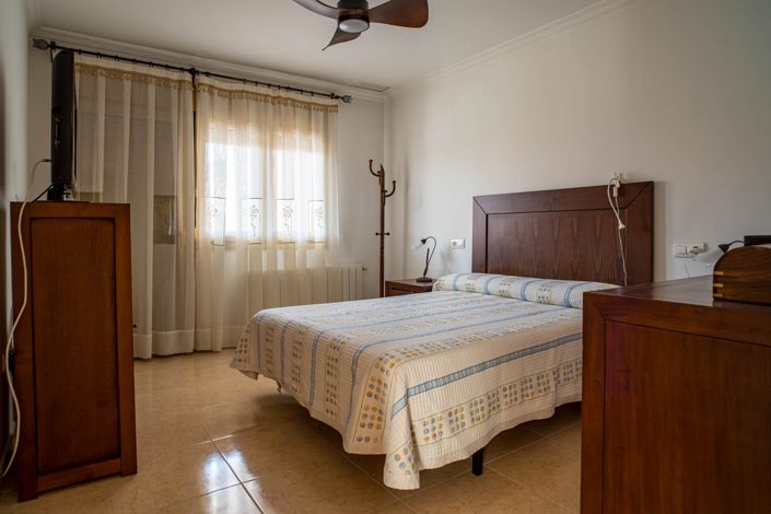 Image No.32-5 Bed Villa for sale