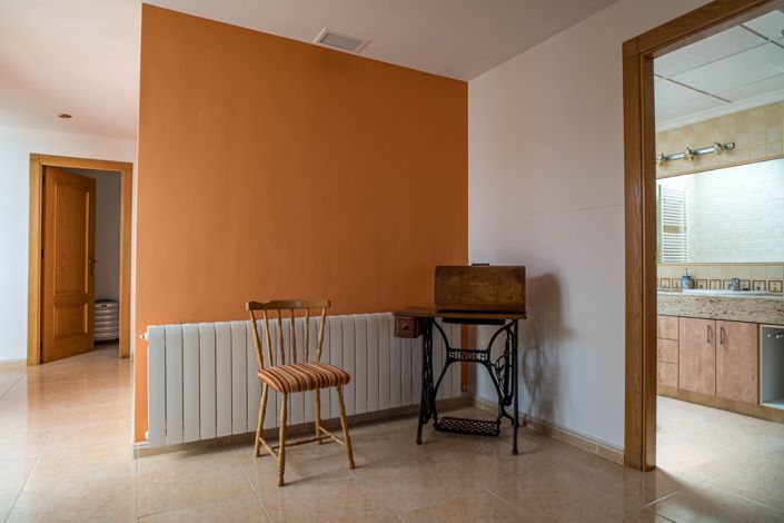 Image No.36-5 Bed Villa for sale