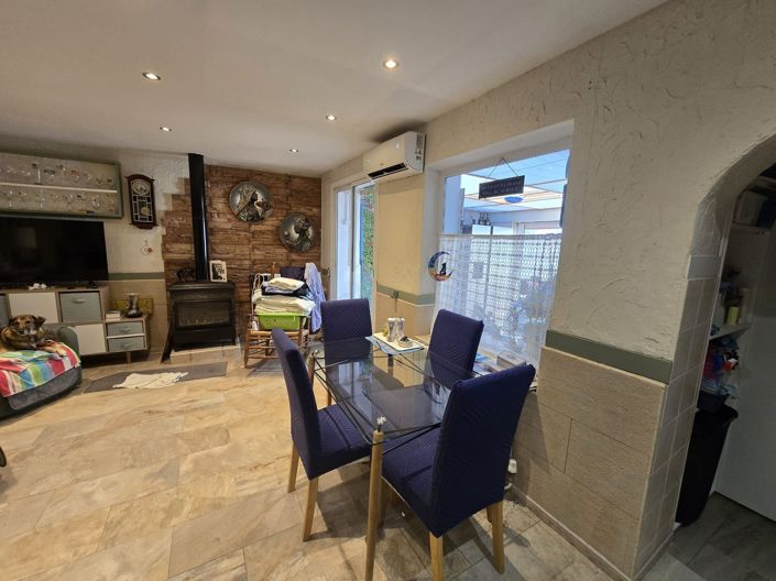 Image No.11-3 Bed Townhouse for sale