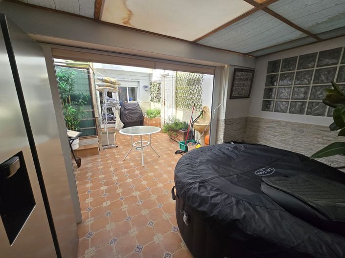 Image No.22-3 Bed Townhouse for sale