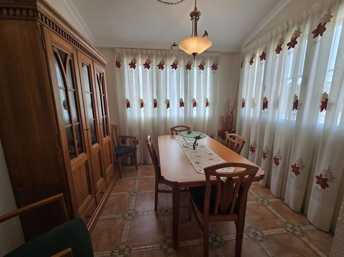 Image No.14-5 Bed Villa for sale