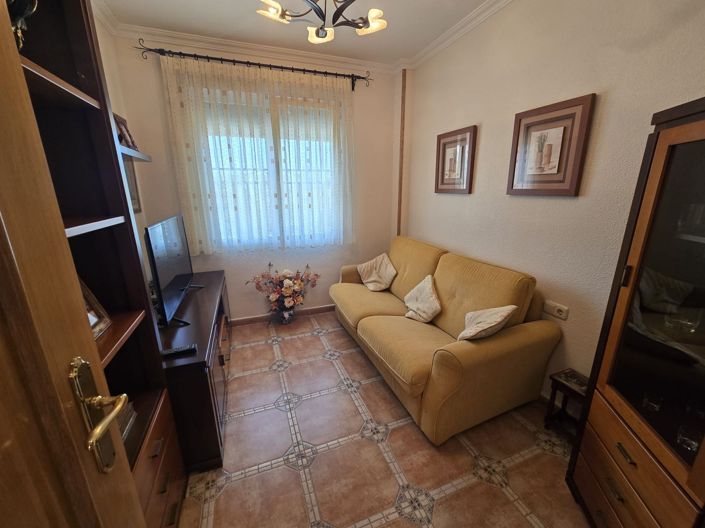 Image No.6-5 Bed Villa for sale