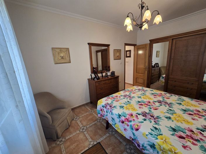 Image No.9-5 Bed Villa for sale