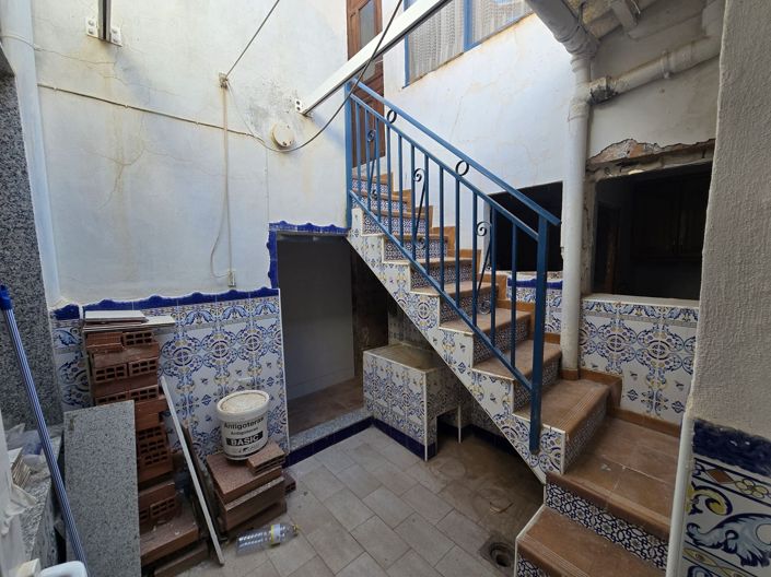 Image No.6-3 Bed Townhouse for sale