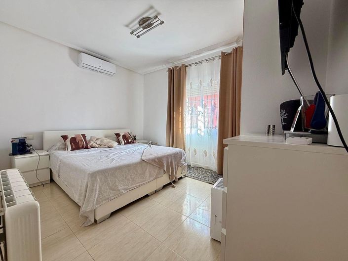 Image No.24-2 Bed Villa for sale