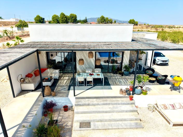 Image No.11-5 Bed Villa for sale