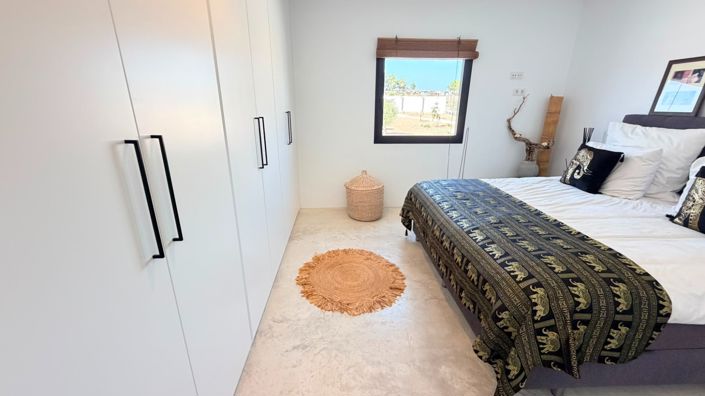 Image No.28-5 Bed Villa for sale