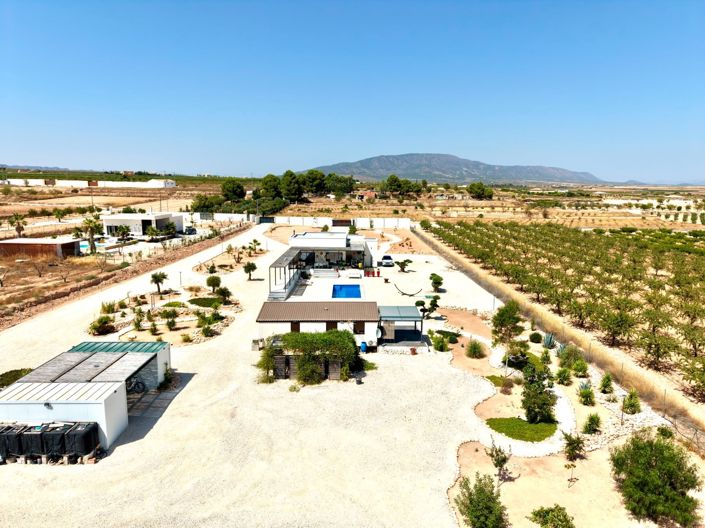 Image No.31-5 Bed Villa for sale