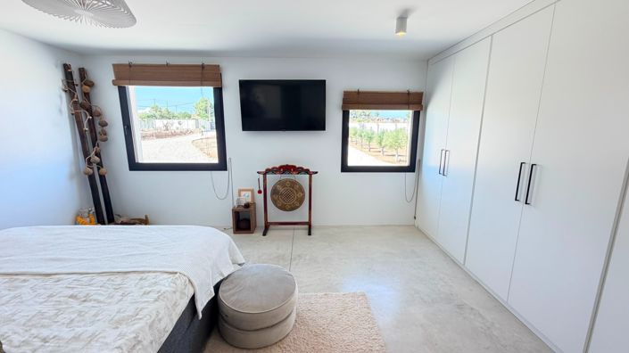 Image No.34-5 Bed Villa for sale
