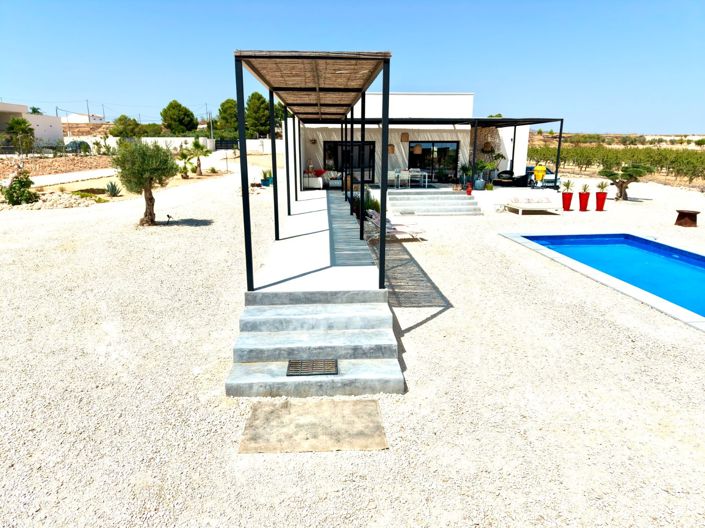 Image No.6-5 Bed Villa for sale