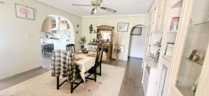 Image No.26-4 Bed Villa for sale
