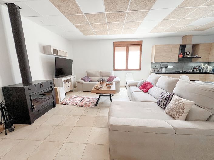 Image No.2-3 Bed Townhouse for sale