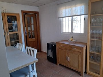 wc5b1e4b0-430b-48be-ab84-720e013de017