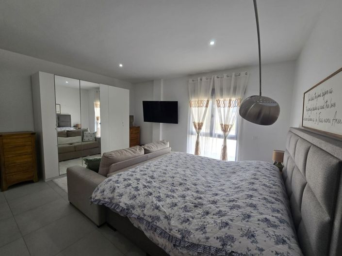 Image No.29-3 Bed Villa for sale