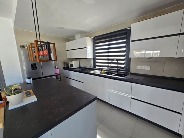 Image No.37-3 Bed Villa for sale
