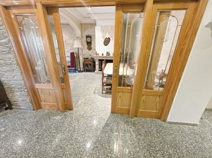 Image No.8-Casa adosada con 5 dormitorios en venta