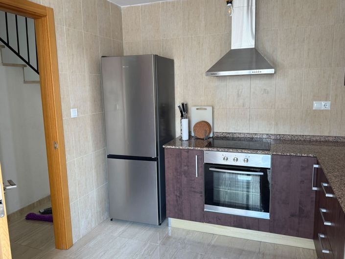 Image No.14-3 Bed Townhouse for sale