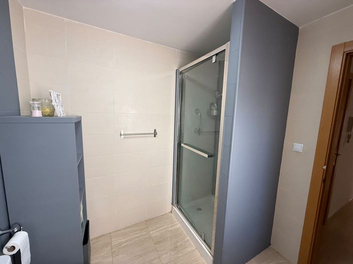 Image No.20-3 Bed Townhouse for sale