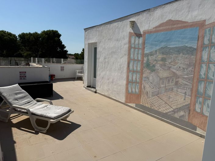 Image No.37-3 Bed Townhouse for sale